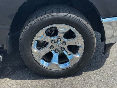 Used 2019 RAM 1500 Big Horn AWD/4WD image 9