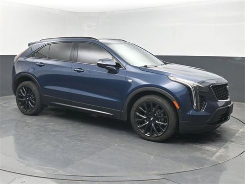 Used 2022 Cadillac XT4 Sport w/ Comfort Package image 7