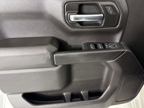 Used 2021 Chevrolet Silverado 1500 Custom w/ Custom Max Trailering Package image 16