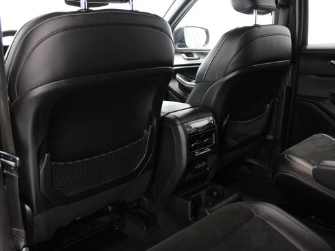Used 2023 Jeep Grand Cherokee L Laredo AWD/4WD image 16
