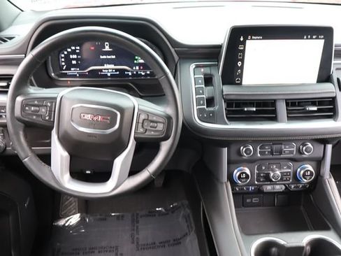 Used 2023 GMC Yukon SLT w/ SLT Premium Package AWD/4WD image 19