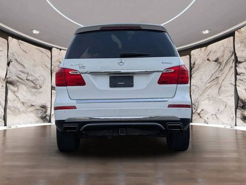 Used 2014 Mercedes-Benz GL 450 4MATIC image 10
