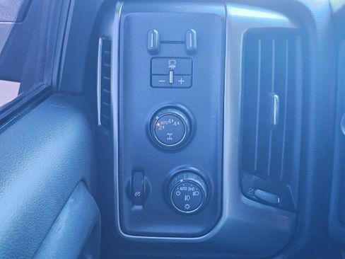 Used 2018 Chevrolet Silverado 1500 LT w/ All Star Edition AWD/4WD image 37