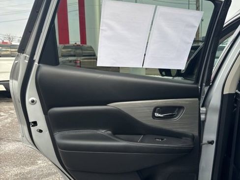 Used 2018 Nissan Murano Platinum w/ Cargo Package image 11