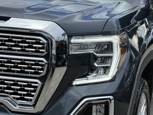 Used 2021 GMC Sierra 1500 Denali w/ Denali Ultimate Package AWD/4WD image 11