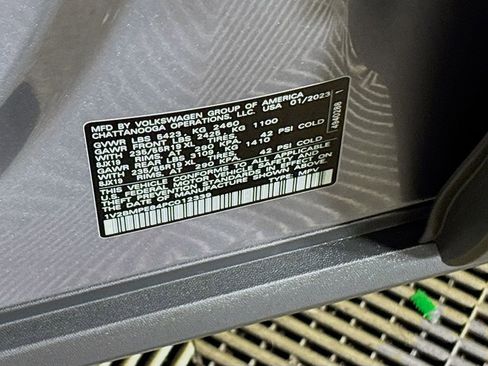 Certified 2023 Volkswagen ID.4 2WD image 26