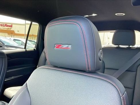 New 2026 Chevrolet Traverse Z71 w/ Enhanced Driving Package AWD/4WD image 31
