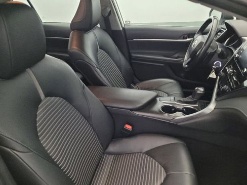 Used 2023 Toyota Camry SE image 21