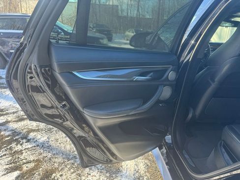 Used 2018 BMW X6 M image 29