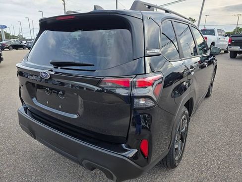 Used 2025 Subaru Forester Limited AWD/4WD image 8