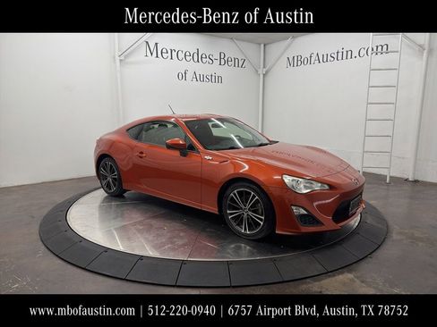Used 2013 Scion FR-S image 1