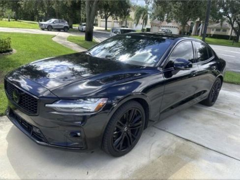 Used 2024 Volvo S60 B5 Plus FWD image 14