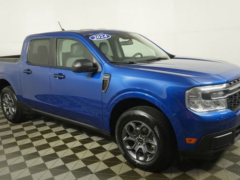 Certified 2024 Ford Maverick XLT w/ Equipment Group 300A Standard AWD/4WD image 2