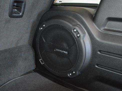 Used 2023 Jeep Wrangler Unlimited Sahara w/ Cold Weather Group image 18