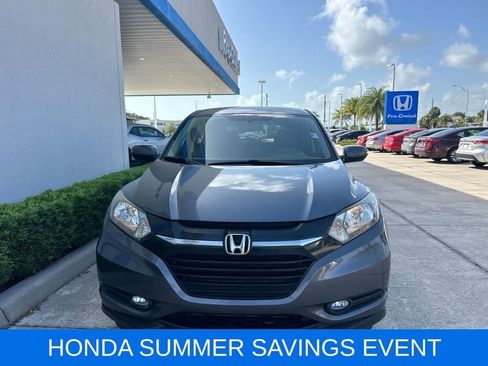 Used 2017 Honda HR-V EX image 2