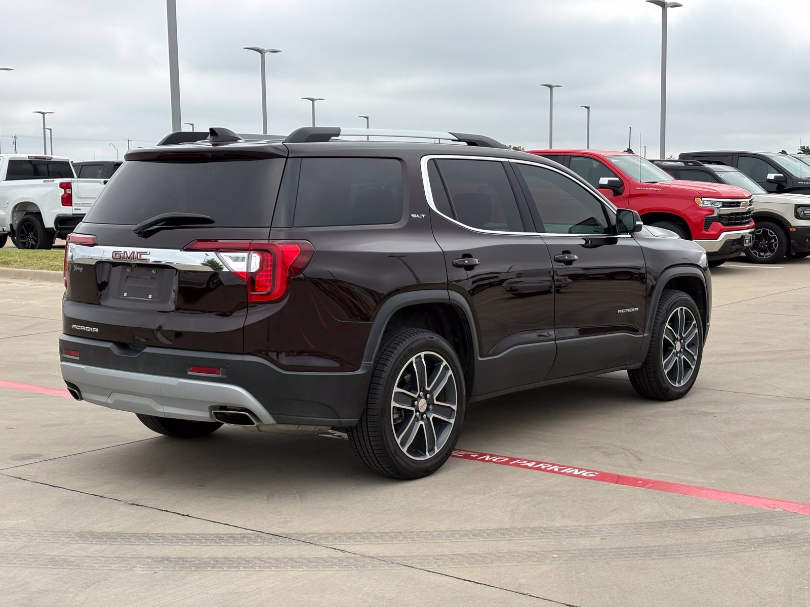 Used 2020 GMC Acadia SLT FWD image 7