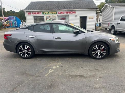 Used 2017 Nissan Maxima 3.5 SL image 2