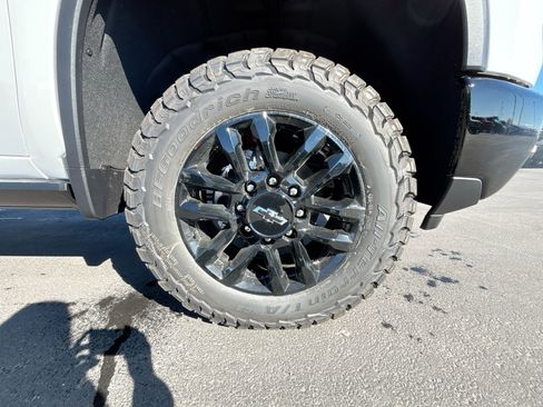 New 2026 Chevrolet Silverado 3500 LTZ w/ LTZ Plus Package image 60