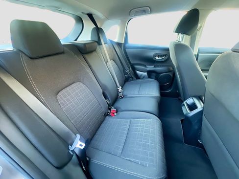 Used 2025 Honda HR-V LX image 19