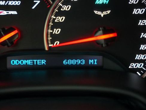 Used 2007 Chevrolet Corvette Z06 w/ Preferred Equipment Group RWD image 6