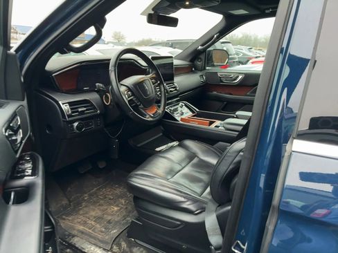 Used 2019 Lincoln Navigator Reserve w/ Cargo Package image 4