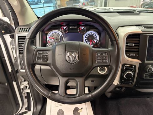 Used 2019 RAM 1500 Big Horn image 9