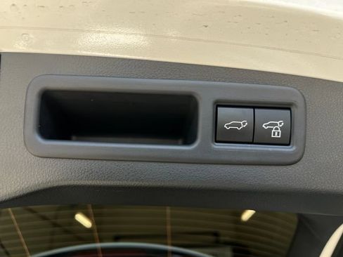 Certified 2025 Lexus RX 350 FWD w/ Technology Package image 22