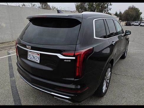 Used 2024 Cadillac XT6 Premium Luxury FWD image 9