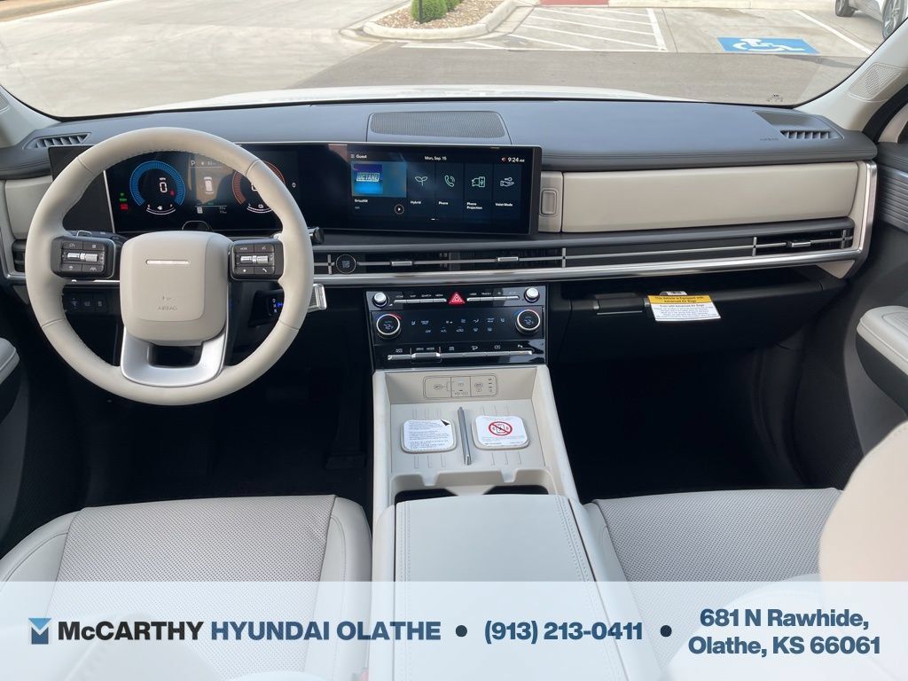 Used 2026 Hyundai Santa Fe SEL AWD/4WD image 3
