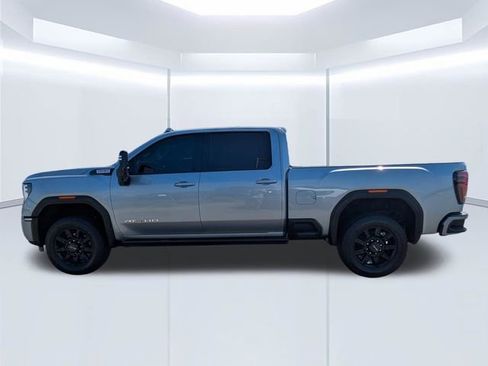 Used 2024 GMC Sierra 2500 AT4 w/ Technology Package AWD/4WD image 8
