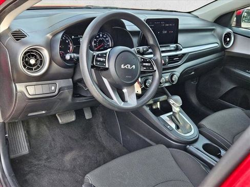 Used 2024 Kia Forte LXS image 10