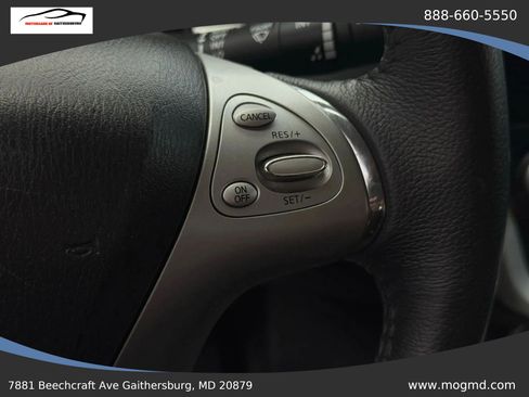 Used 2018 Nissan Murano SV AWD/4WD image 20