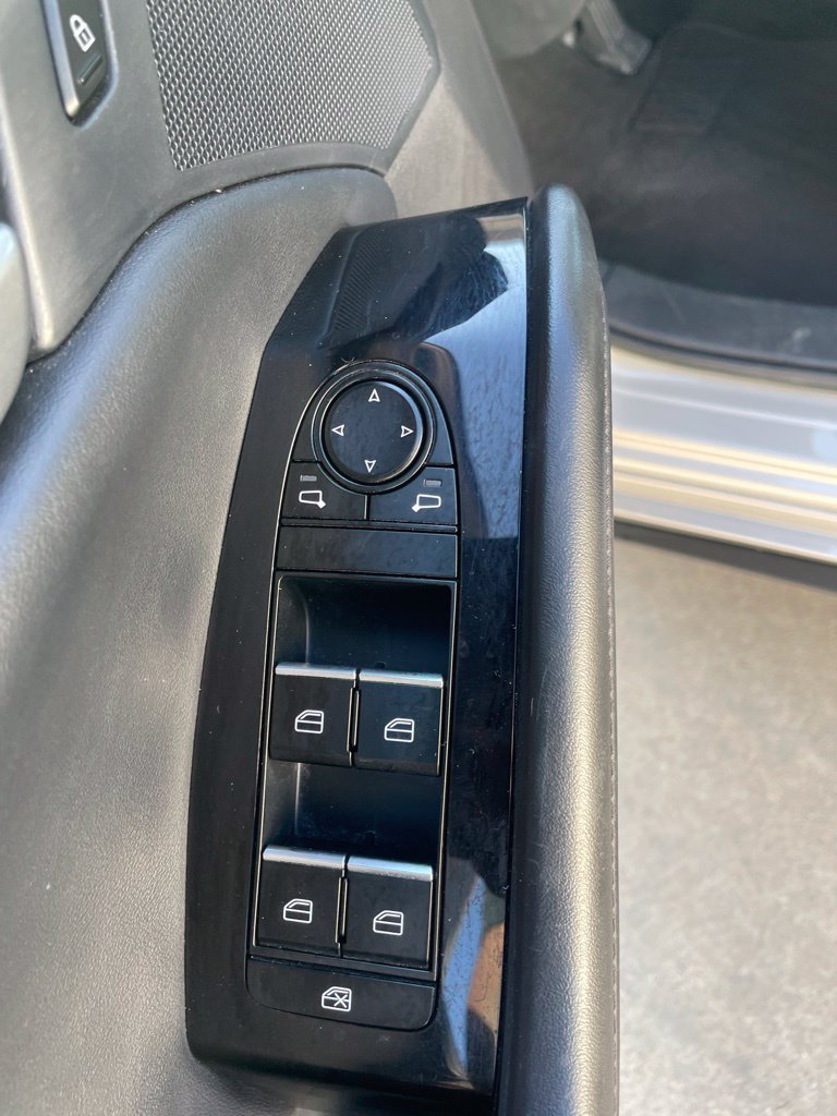 Certified 2025 MAZDA MAZDA3 s FWD image 16