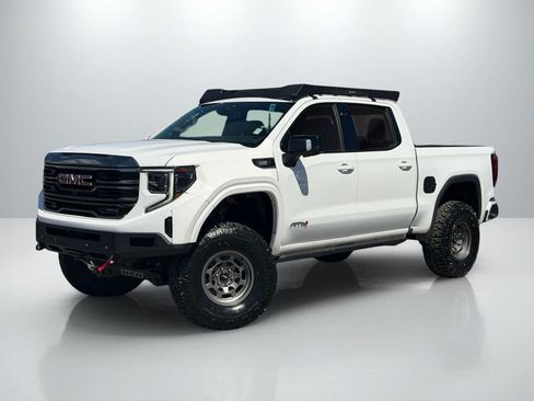Used 2023 GMC Sierra 1500 AT4 AWD/4WD image 1