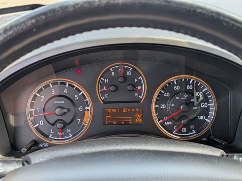 Used 2015 Nissan Titan SL w/ SL Moonroof Package AWD/4WD image 14