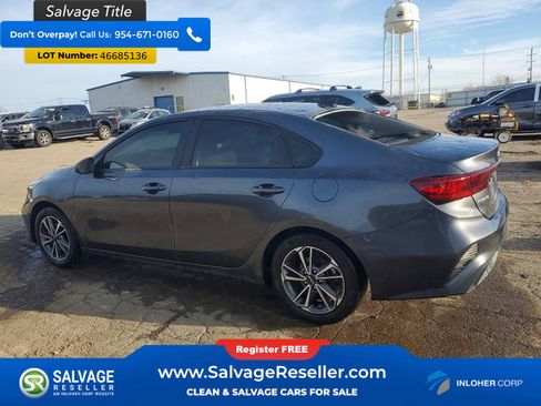 Used 2022 Kia Forte LXS FWD image 3
