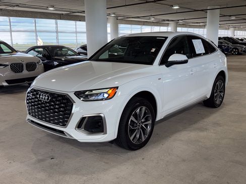Used 2023 Audi Q5 2.0T Premium Plus w/ Premium Plus Package AWD/4WD image 4