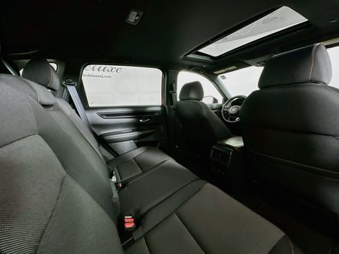 Used 2024 Honda CR-V Sport image 29