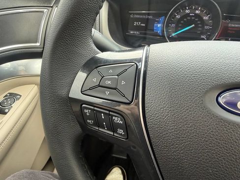 Used 2018 Ford Explorer Limited w/ Ford Safe & Smart Package AWD/4WD image 20