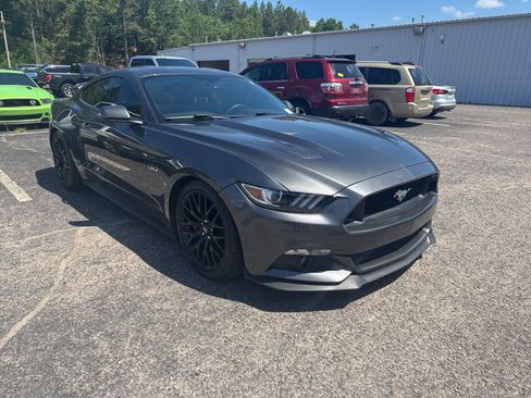 Used 2017 Ford Mustang GT w/ GT Performance Package RWD image 1
