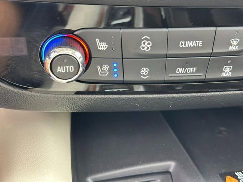 Certified 2023 Buick Enclave Premium w/ Experience Buick Package image 26