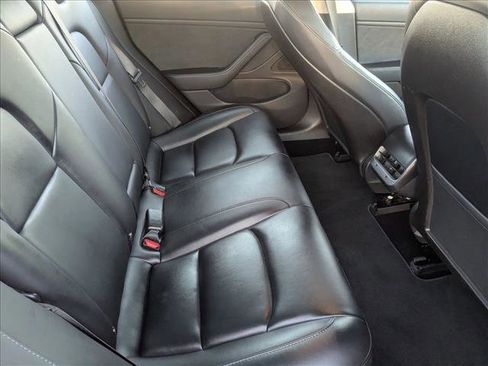 Used 2018 Tesla Model 3 Long Range image 21