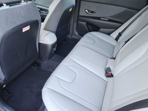 New 2026 Hyundai Elantra Limited image 29