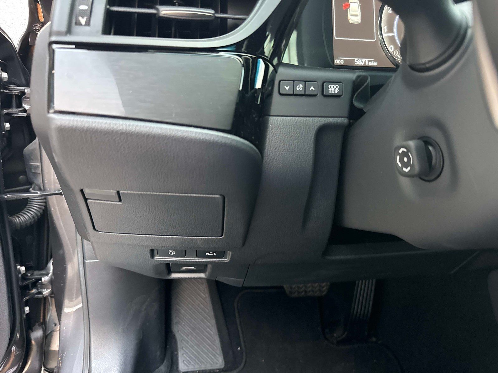 Certified 2025 Lexus ES 350 w/ Premium Package FWD image 31
