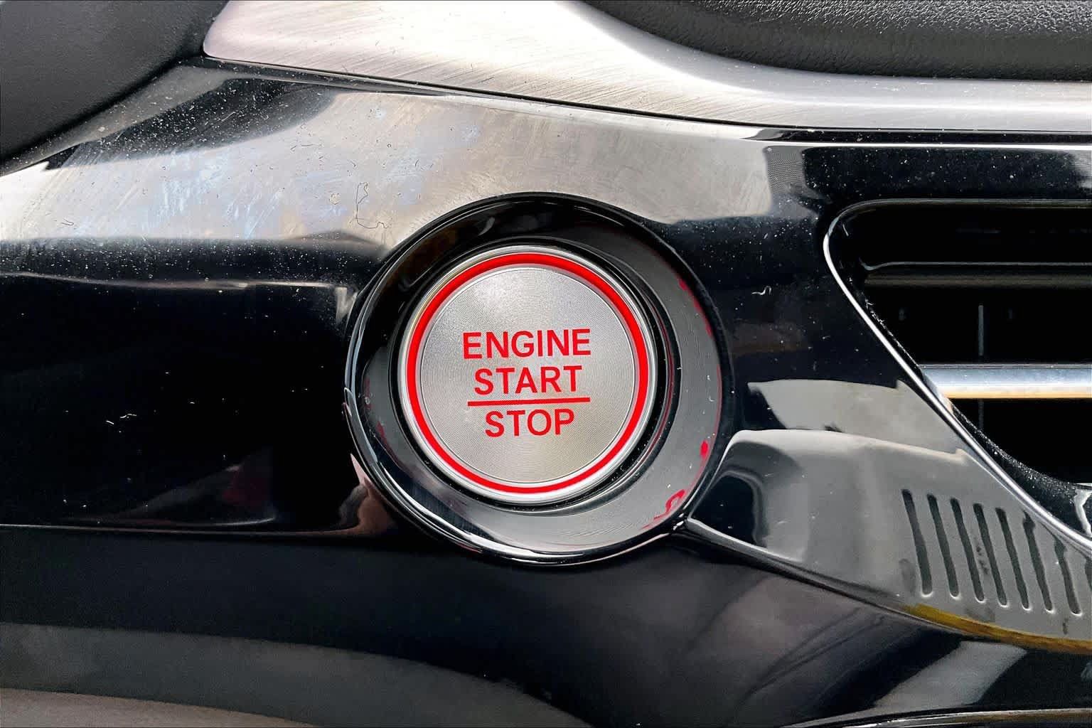 Used 2026 Acura MDX w/ Technology Package FWD image 32