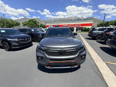 Used 2024 Ford Explorer Timberline w/ Timberline Technology Package AWD/4WD image 9