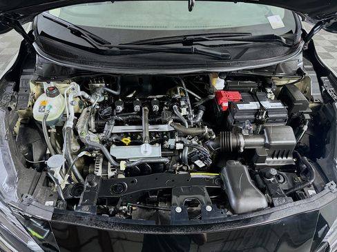 Used 2025 Nissan Versa SV FWD image 33