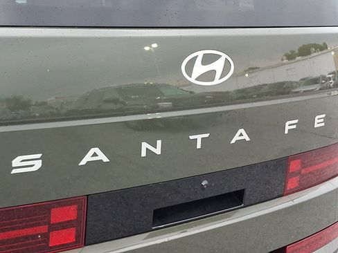 Certified 2025 Hyundai Santa Fe Limited AWD/4WD image 30