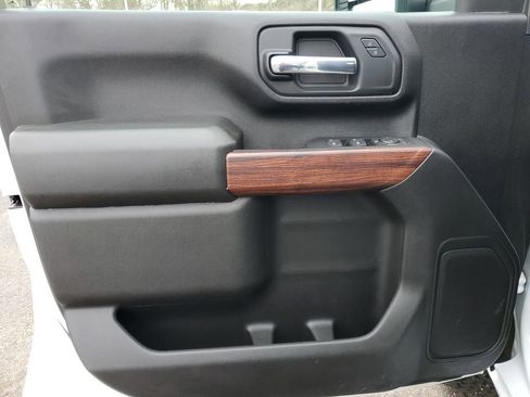 Certified 2024 Chevrolet Silverado 2500 Custom w/ Custom Convenience Package AWD/4WD image 21