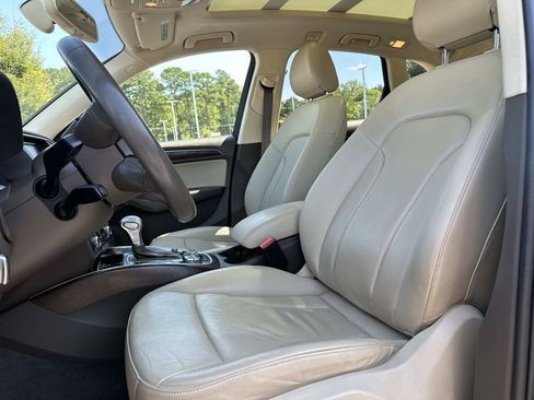 Used 2016 Audi Q5 2.0T Premium Plus w/ Technology Package AWD/4WD image 24